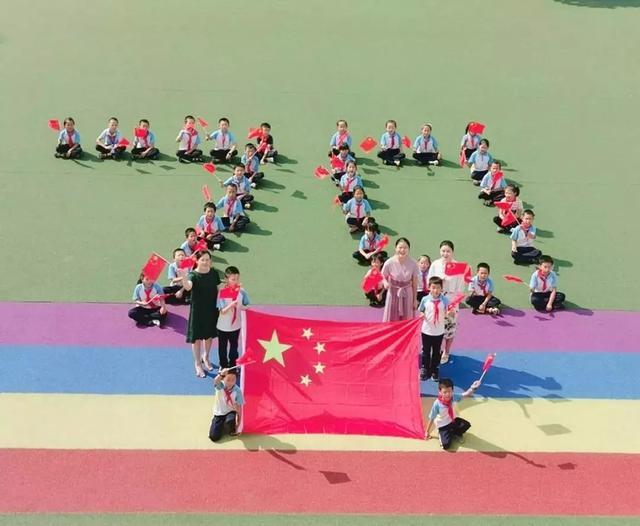 港股药明康德一度跌超30%，发生了什么？