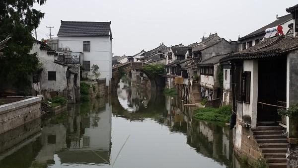 倒车影像黑屏什么原因？游戏画面