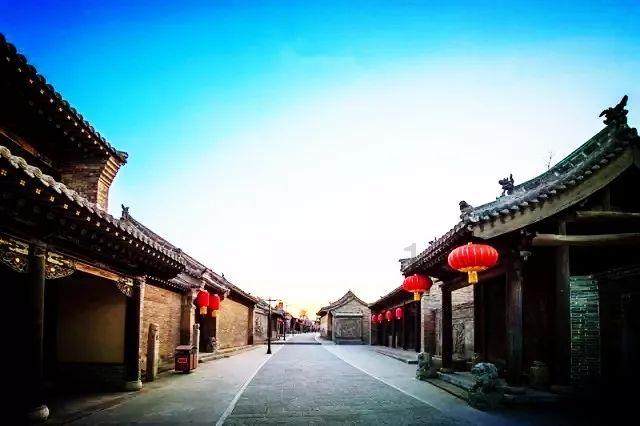 李现刘亦菲零元购广场被炸，为哪般？